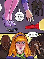 John Persons the pit. Close your lips, girl. We got a thing to shows you.